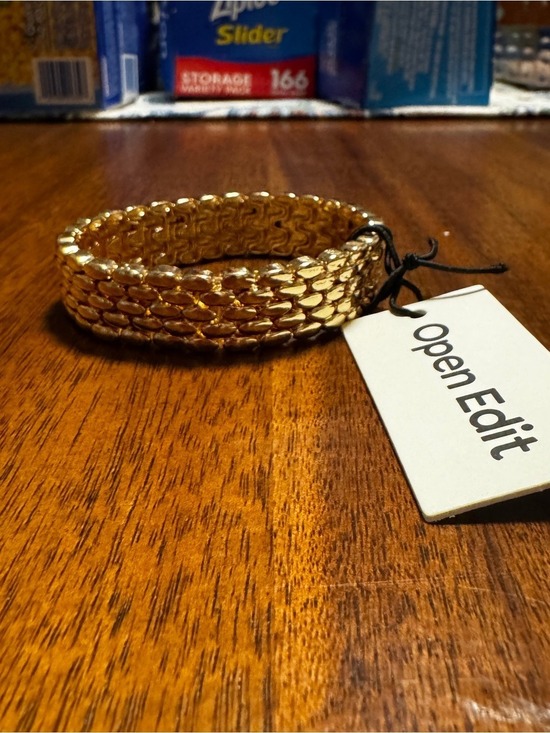 Nordstrom Jewelry - Nordstrom Gold Stretch Link Bracelet